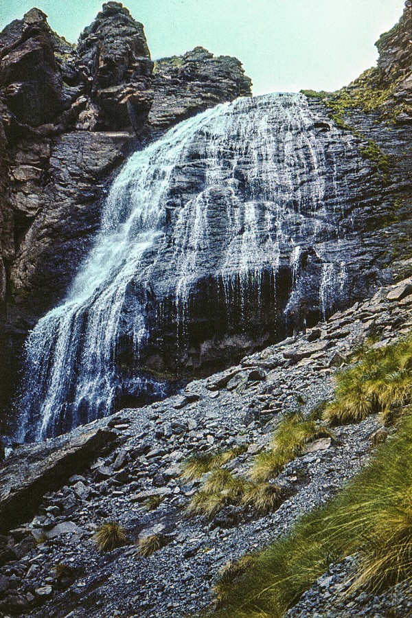 Водопад "Девичьи косы"