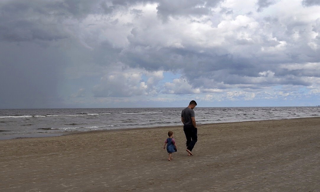 Гулять босиком