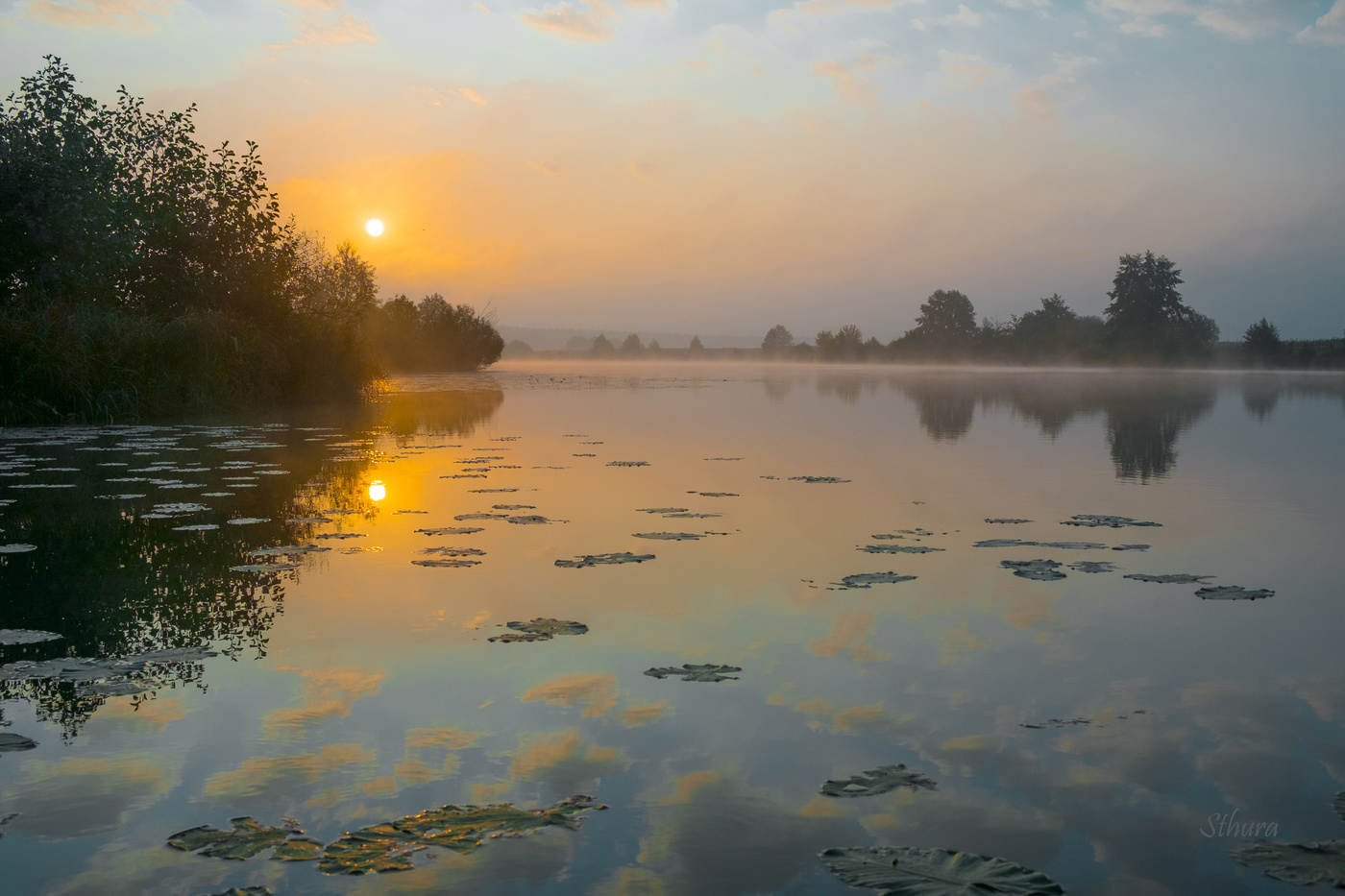 По утру туман.