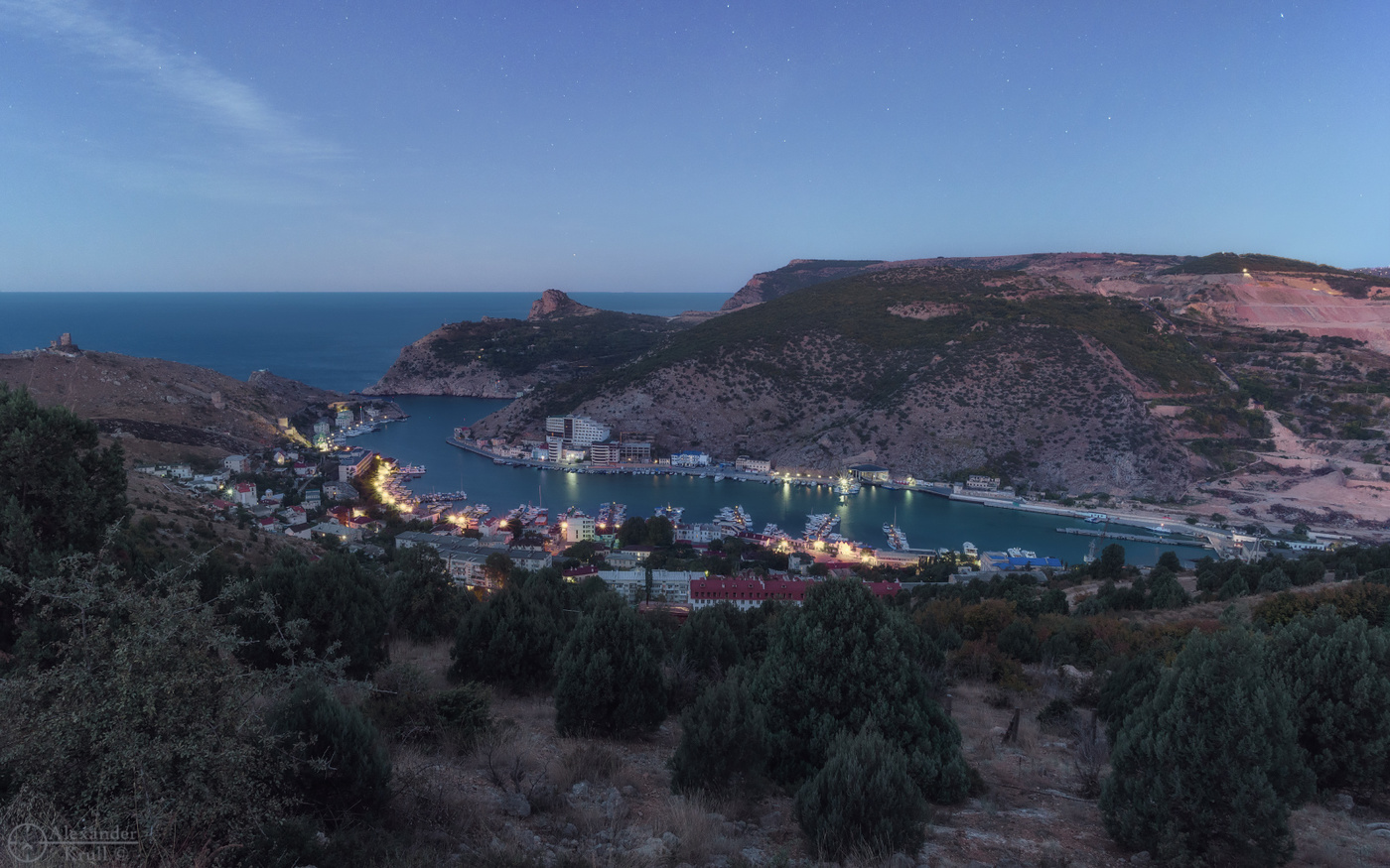 Балаклава просыпается...