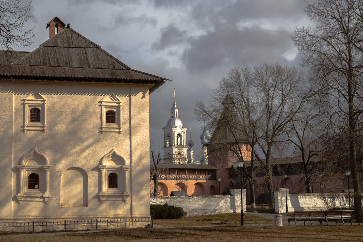 Суздаль, март, лучики...