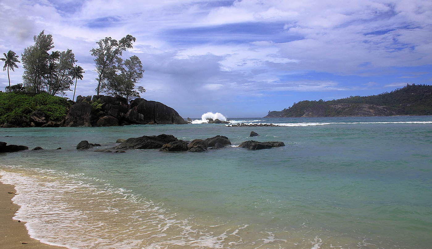 На острове Мае