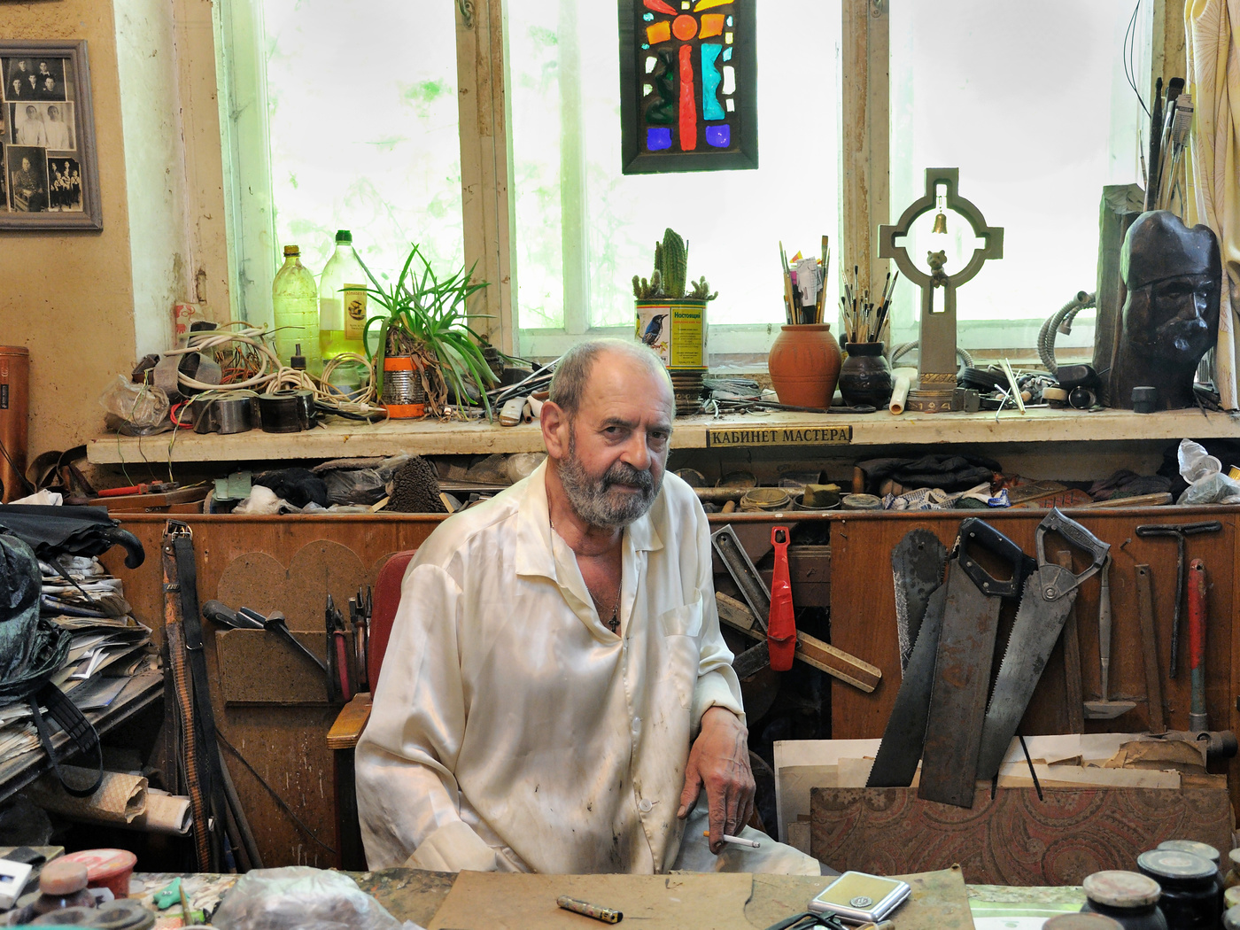 Художник Вячеслав Машин.