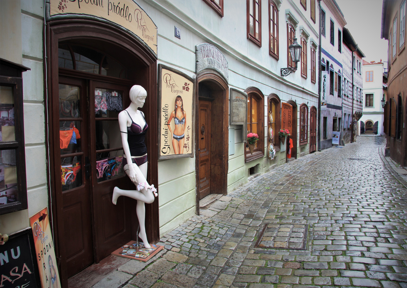 Пустые города