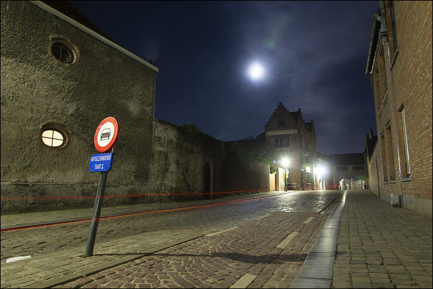 Пустые города