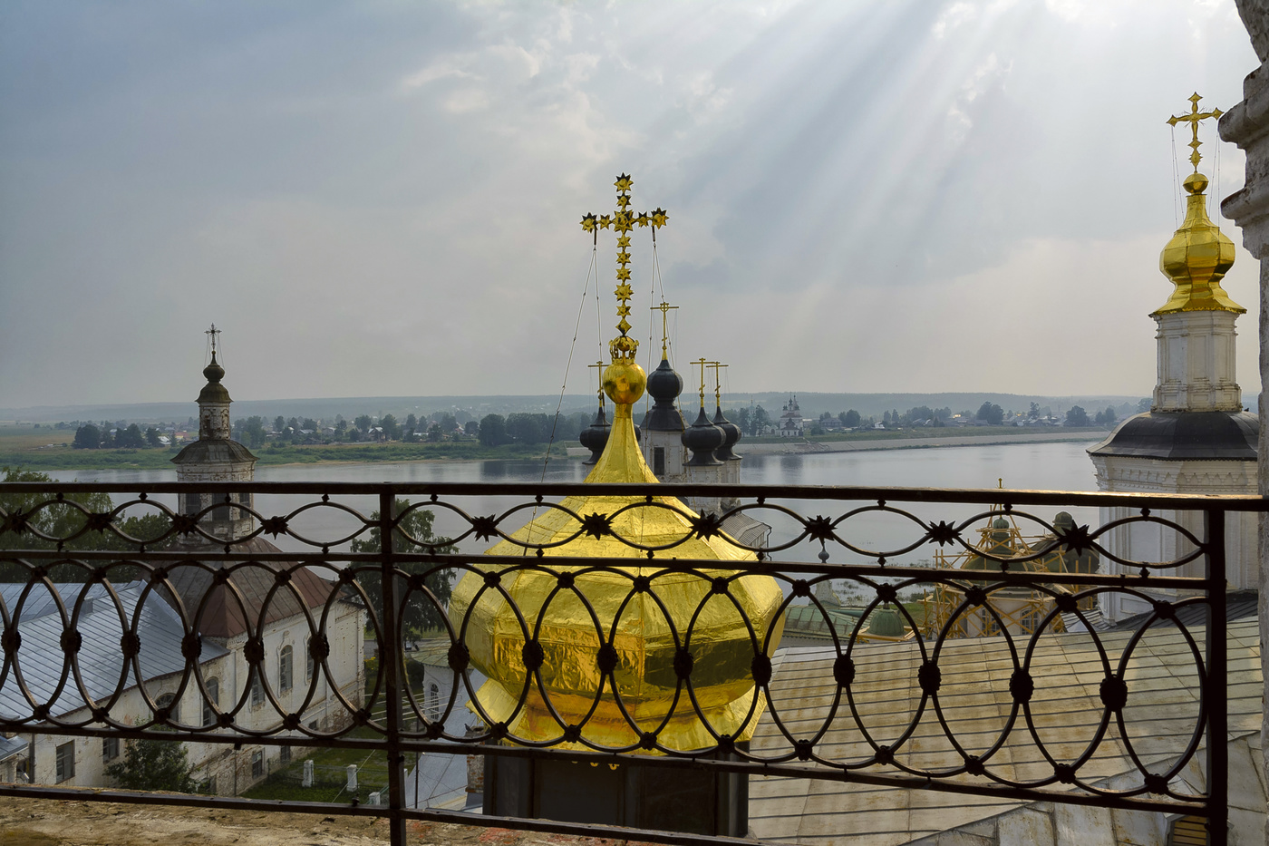 С праздником Пасхи!