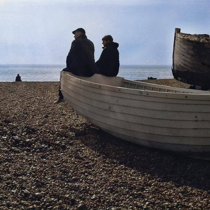 Март на побережье