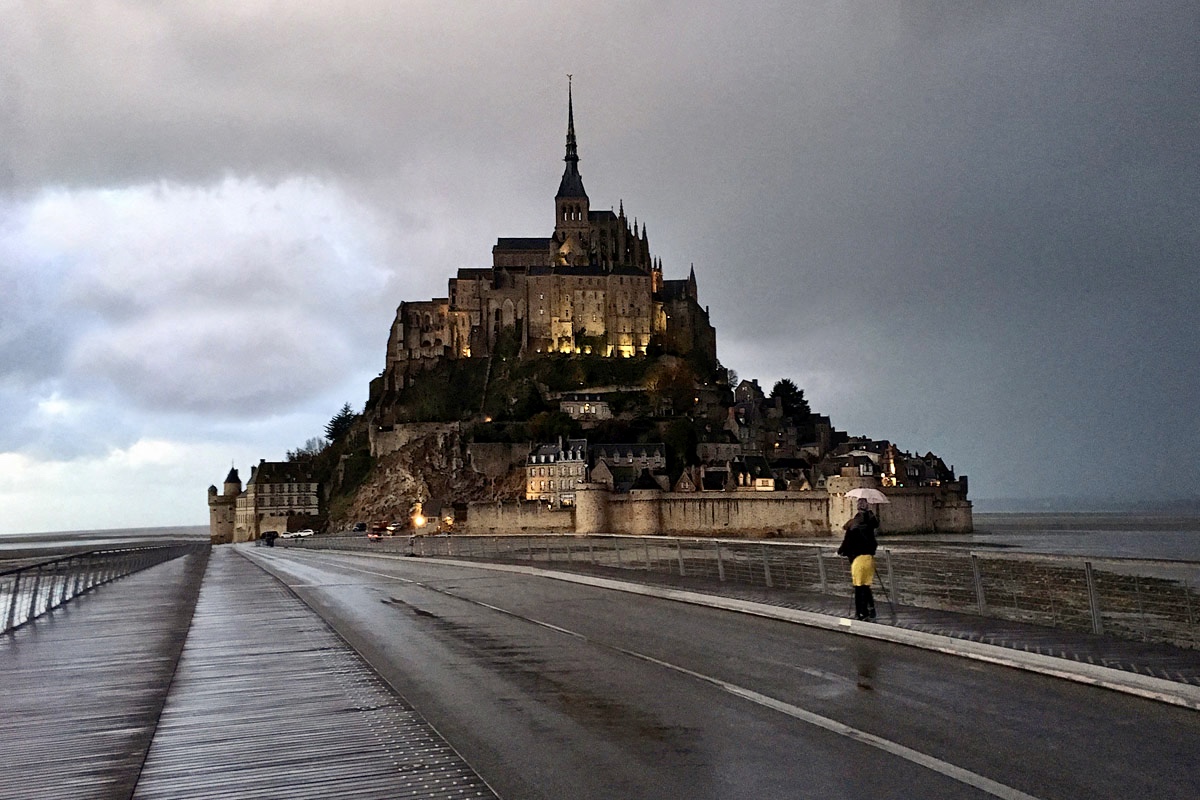 Дождь в Мон-Сен-Мишель