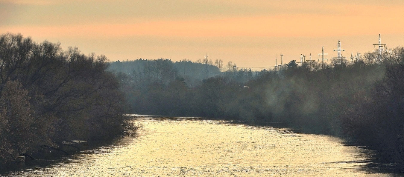 Ока весенним вечером
