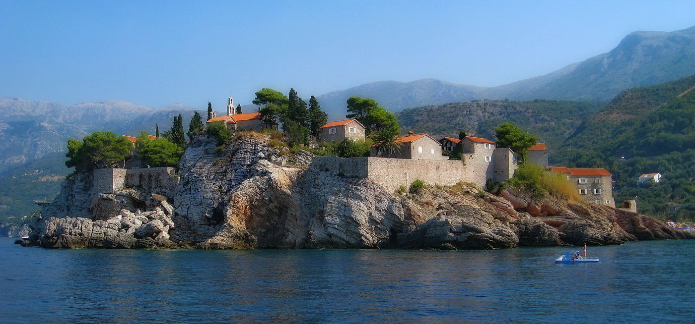 Остров Свети-Стефан.