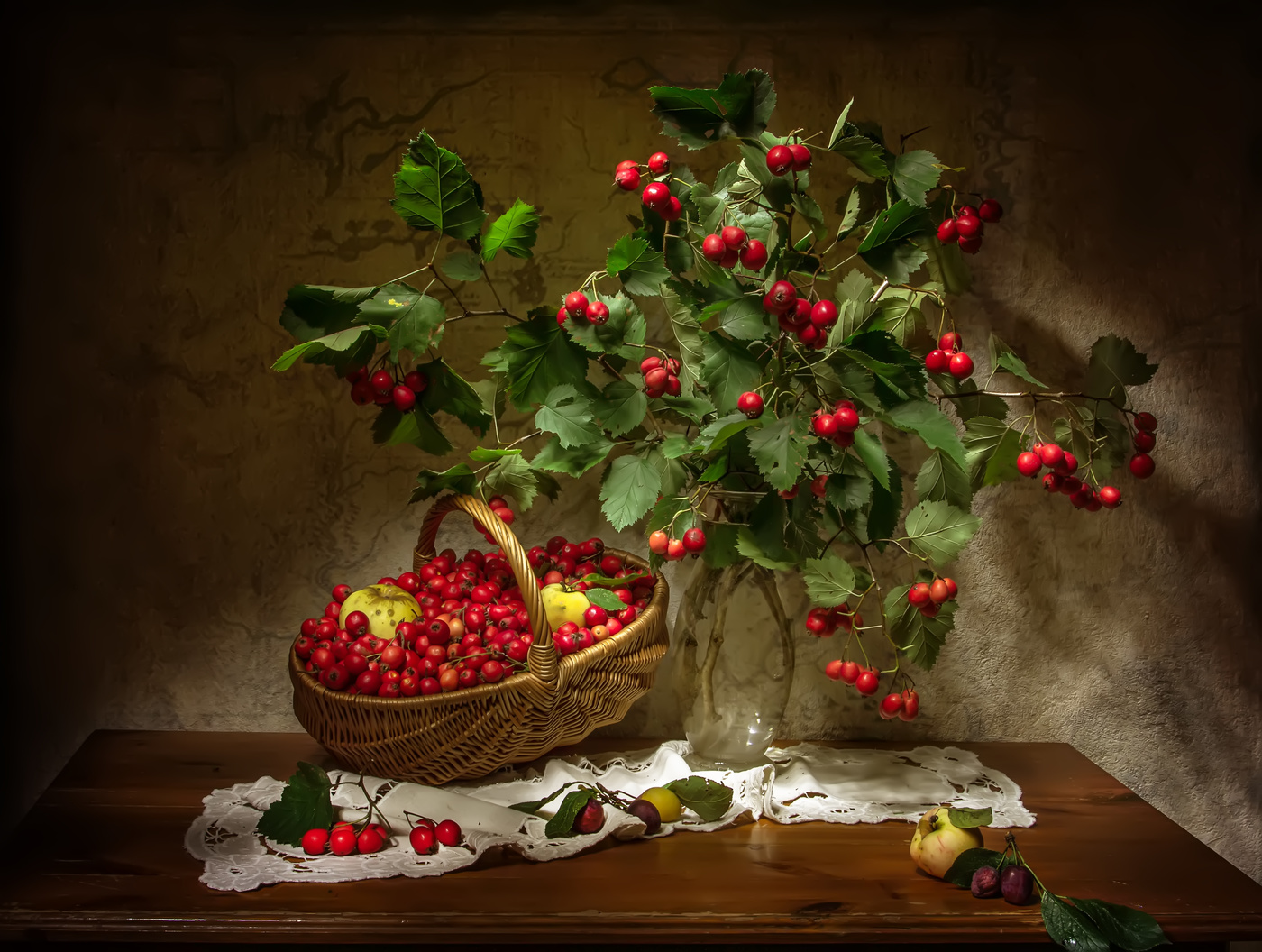 Боярышник...