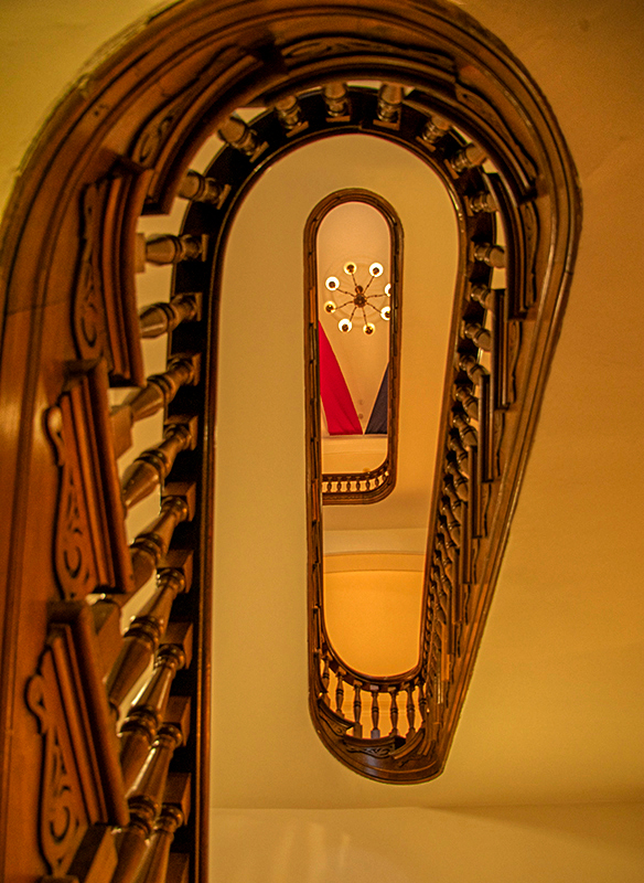 Здесь лошадь не пробегала?