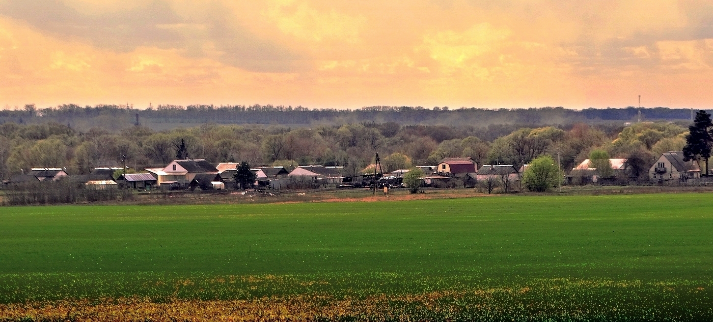 Весна пришла в деревни и на поля