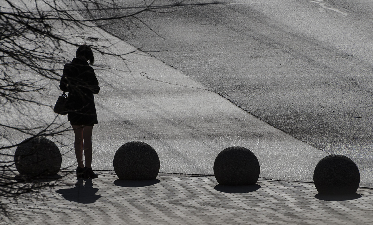 В поясе чёрных лун