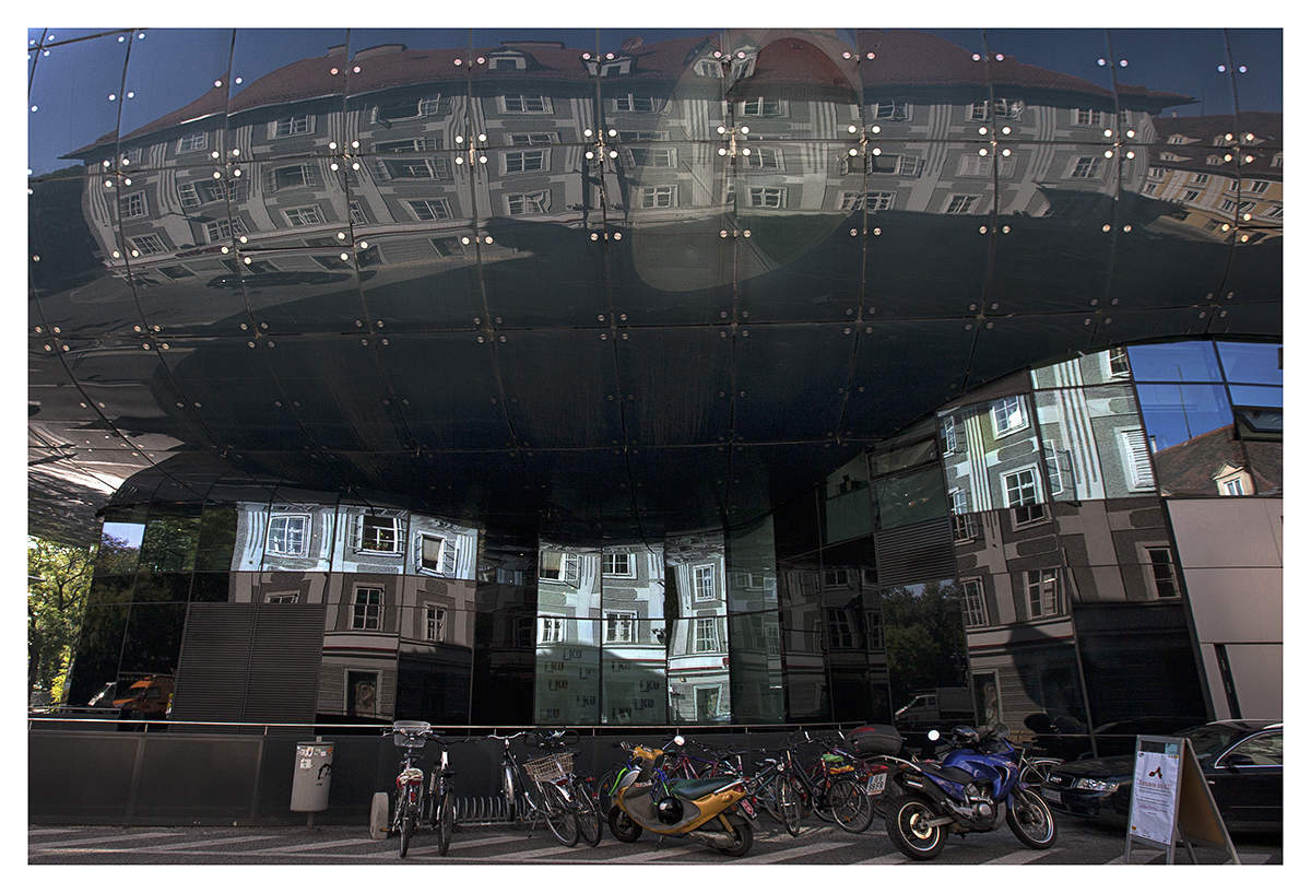 Смотрим на город