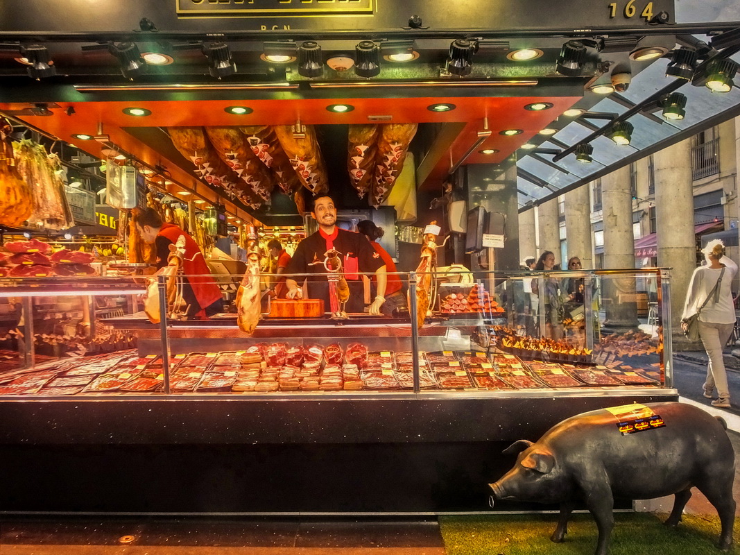 "Где-то птицы поют в тишине"