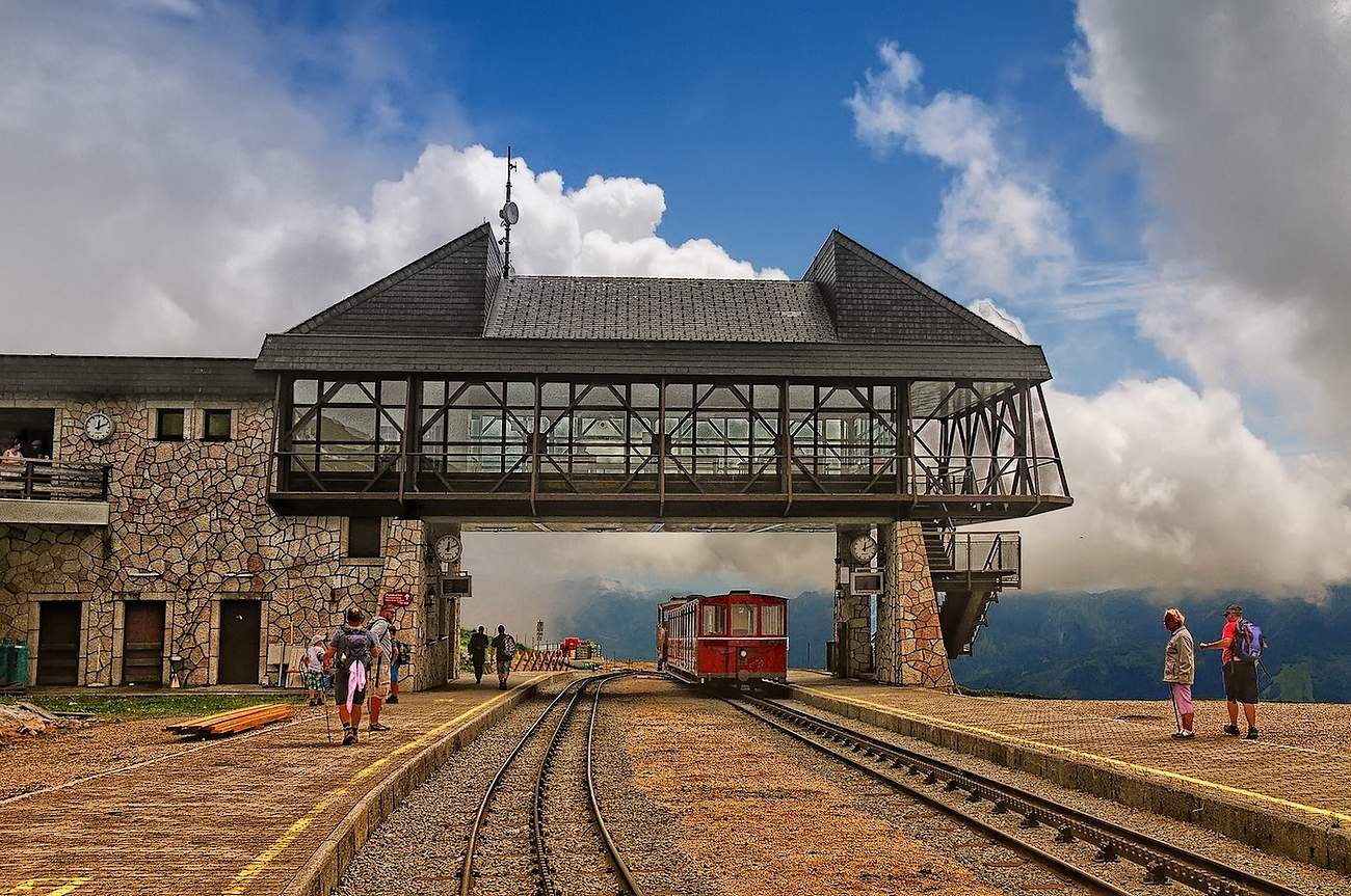 Шафбергбан - паровозик горной зубчатой железной дороги