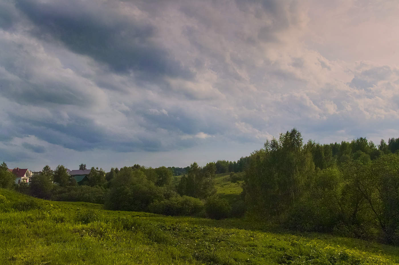 Под небом голубым