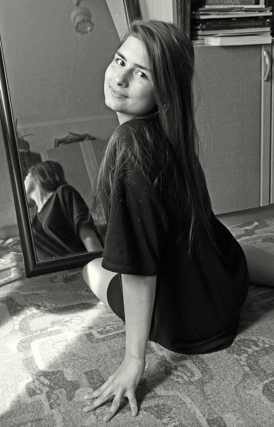 Юля и зеркало