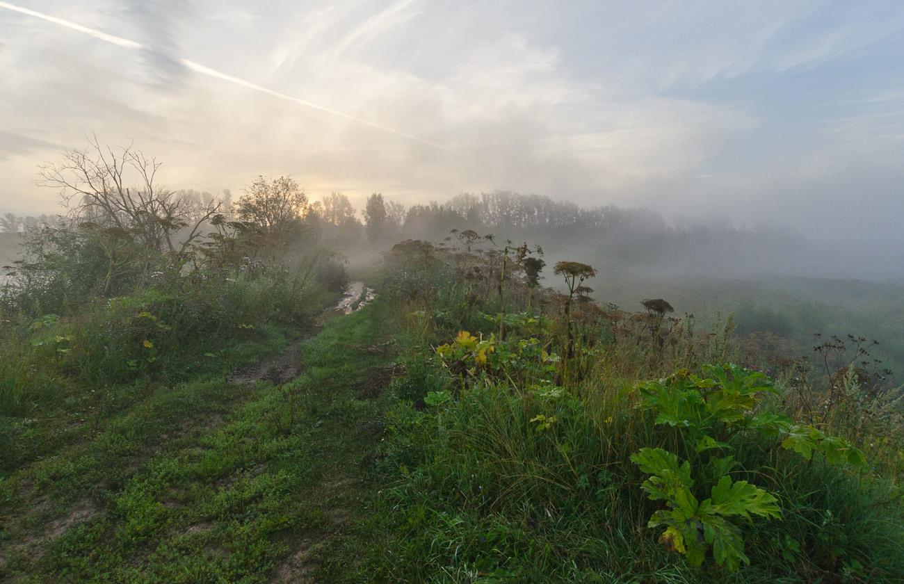 Рассвет над плотиной