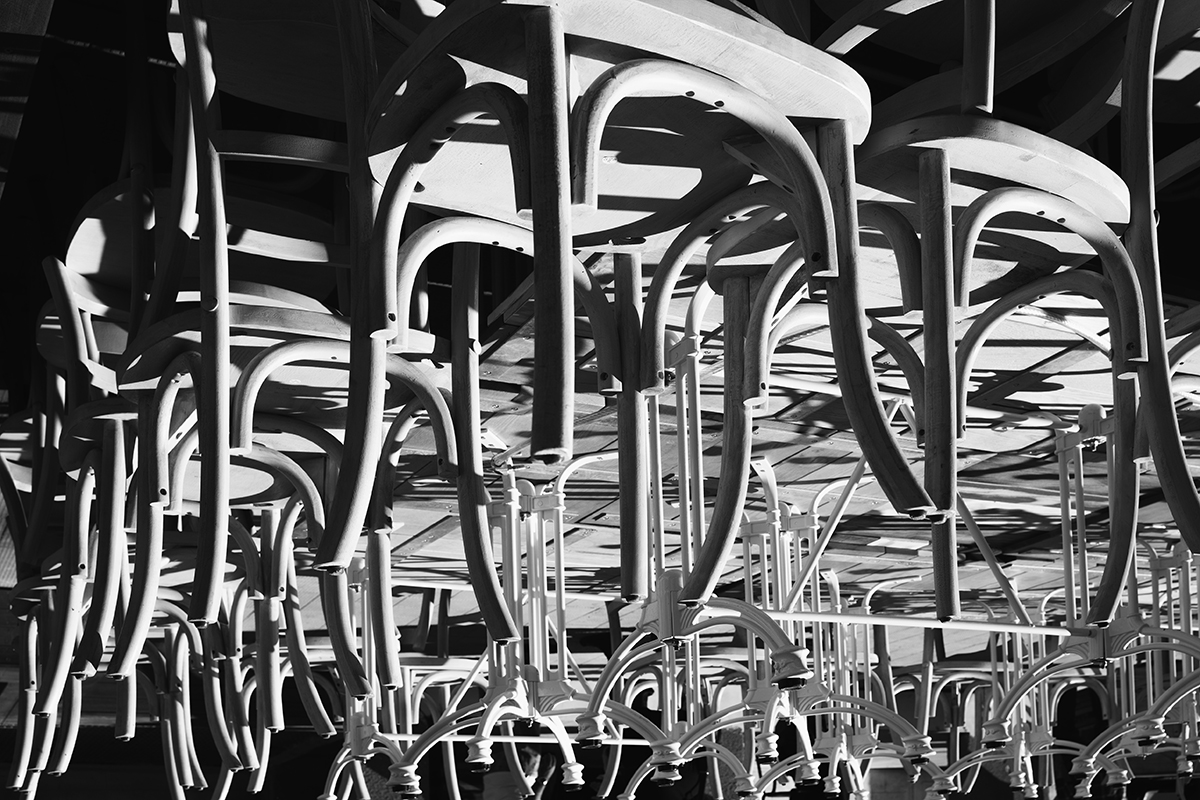 Этюд с венскими стульями