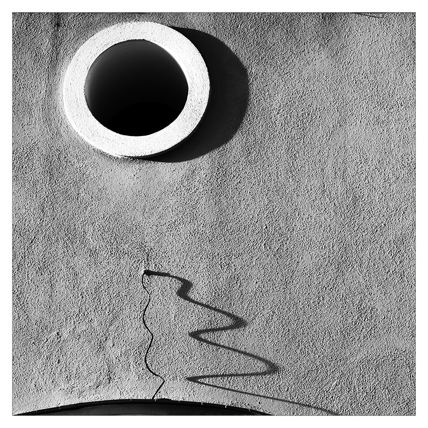 Этюд с росчерком тени