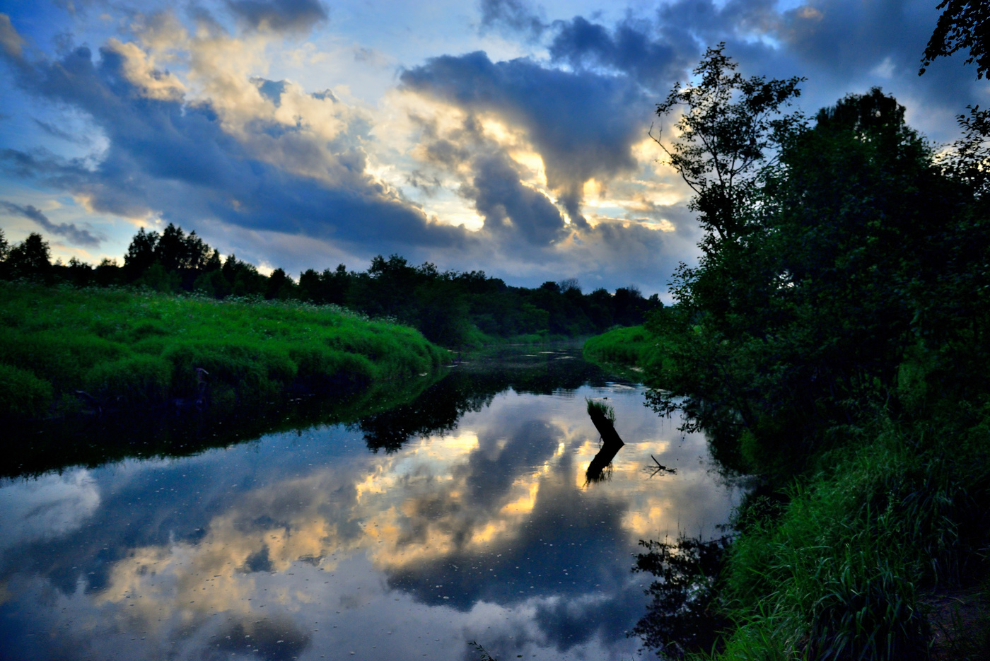 Вечер на реке