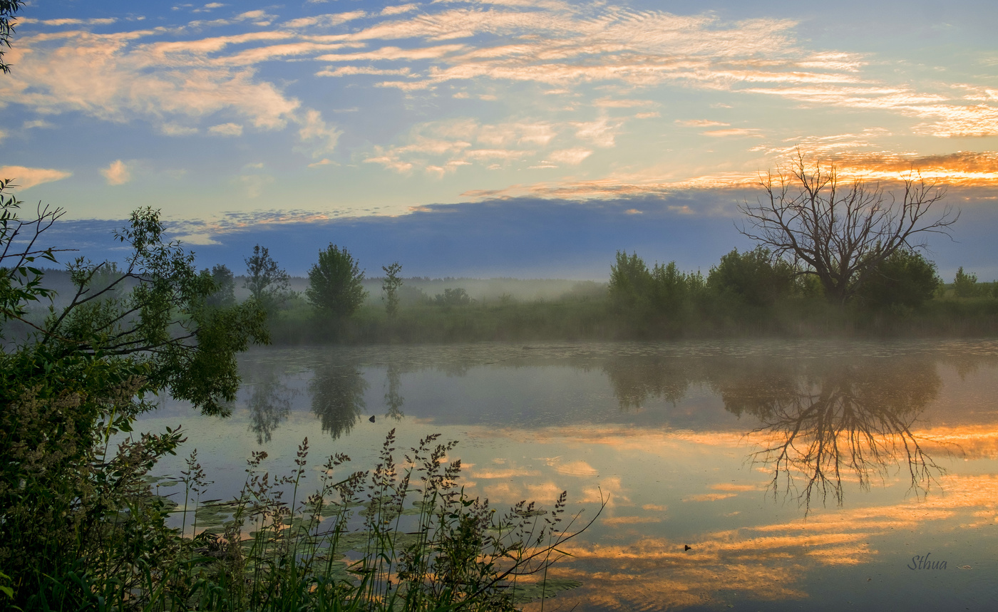 Утро на озере Студёное.
