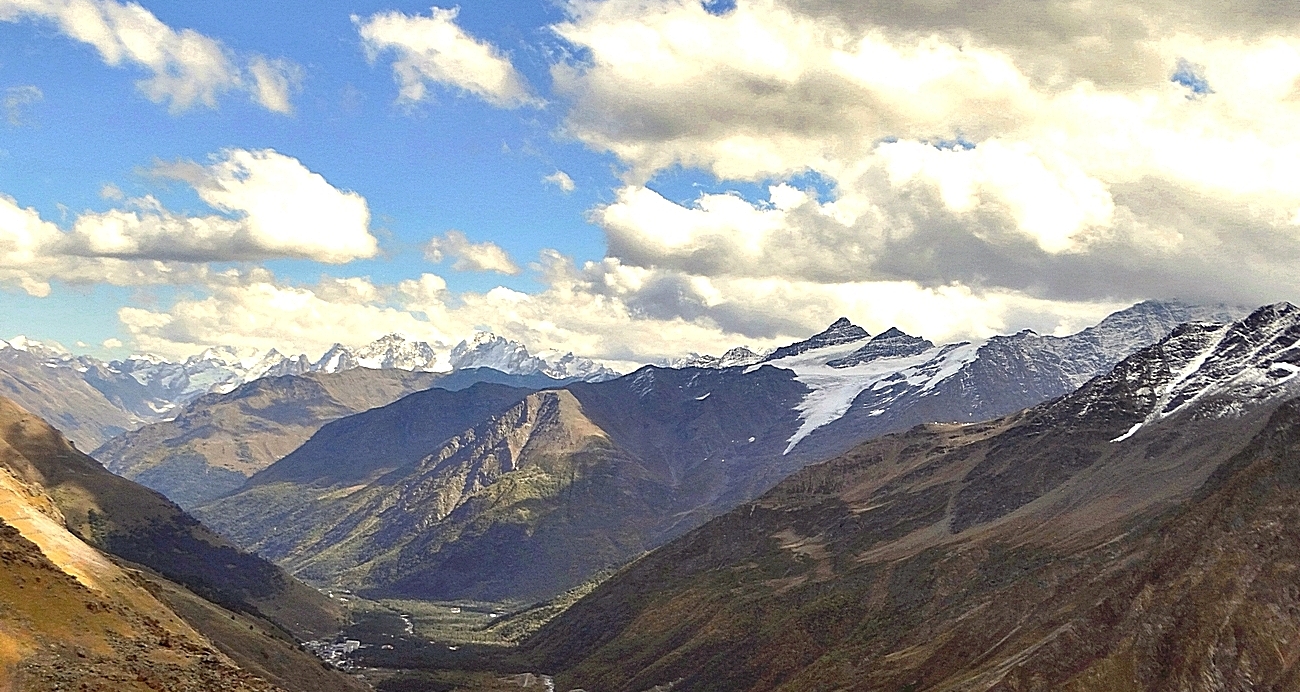 Гряда Кавказских гор