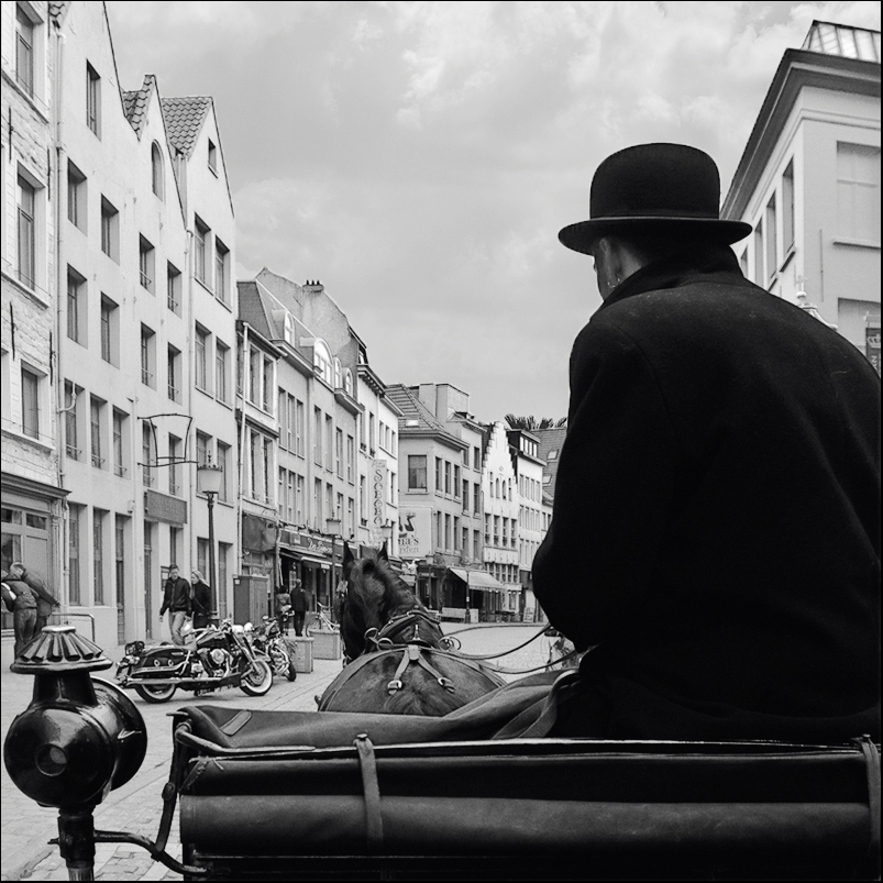 Извозчик, не спеши