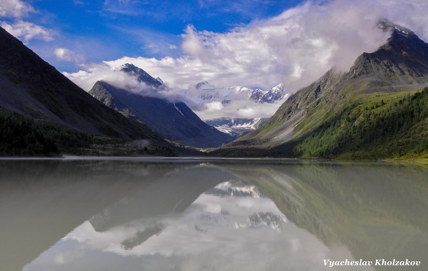 Аккемское озеро в Алтайских горах