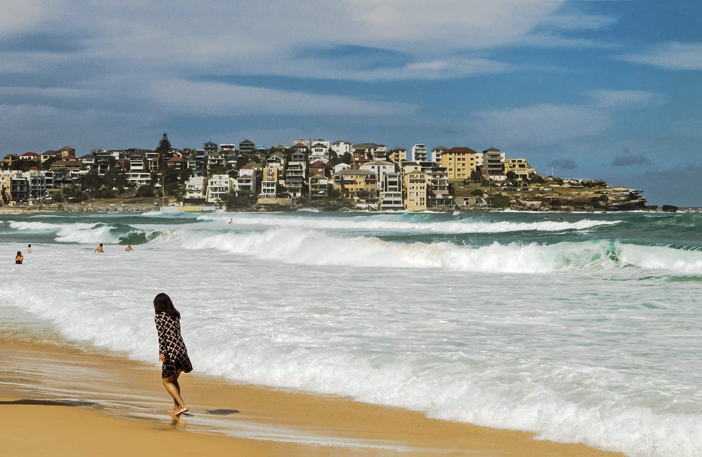 Босиком по краю моря