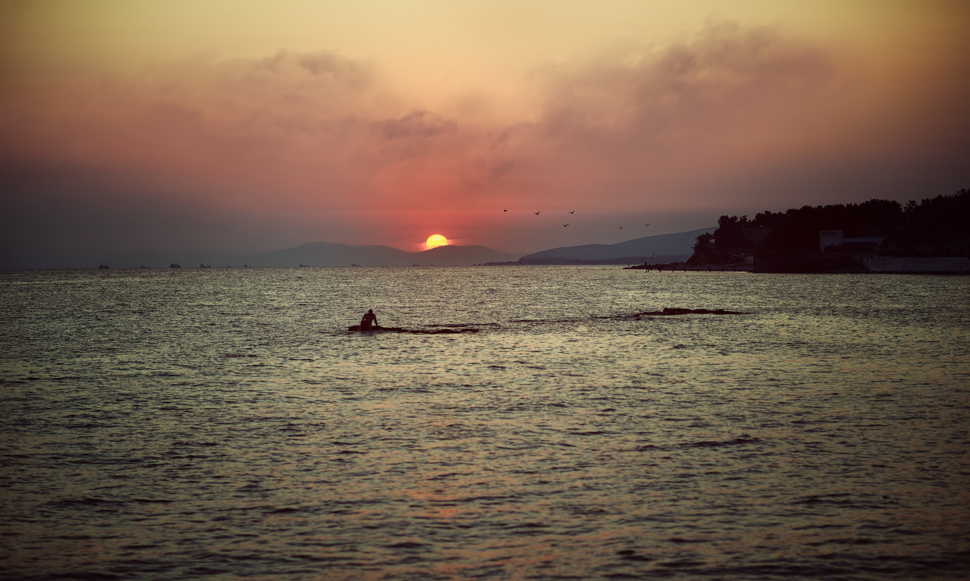 Краски неба от живописца сверху..)