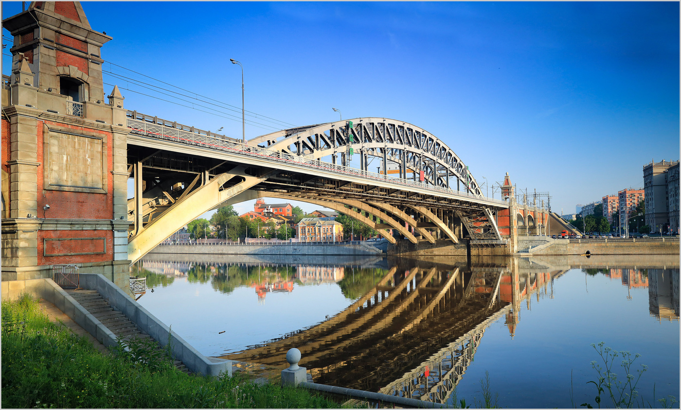 Утро красит