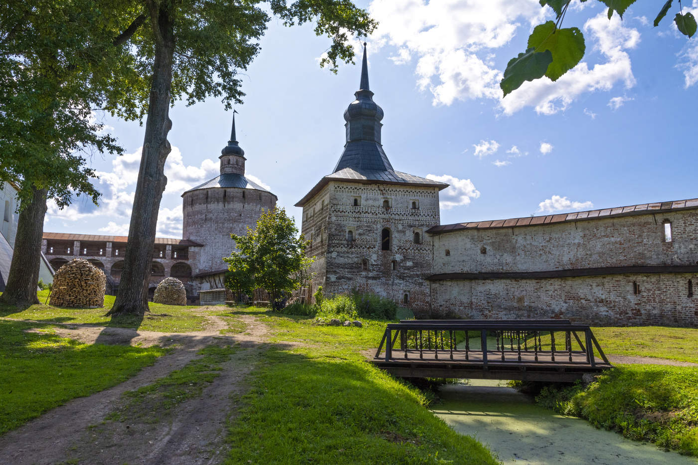 монастырские зарисовки (Кирилло-Белозерский монастырь)