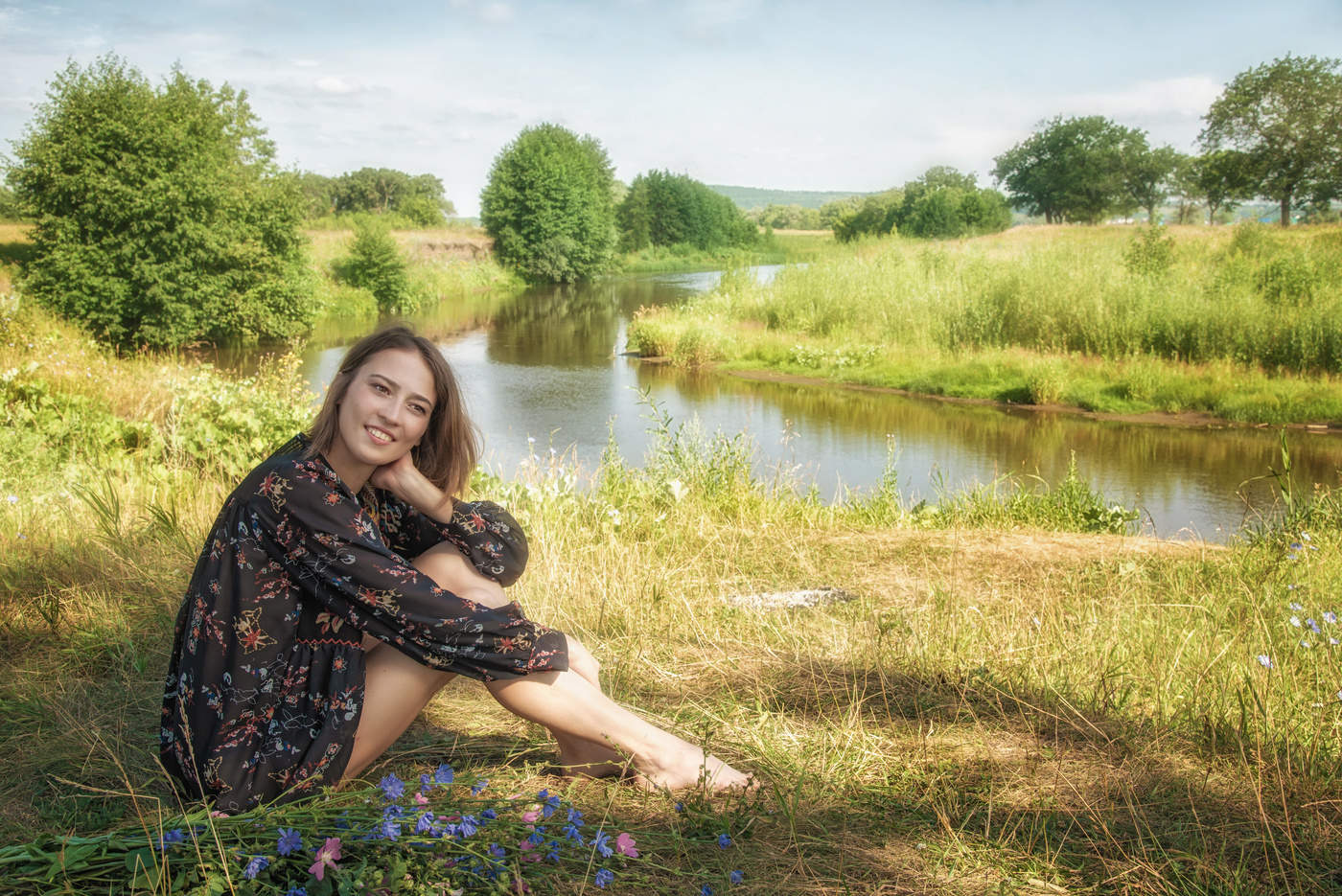 Издалека долго