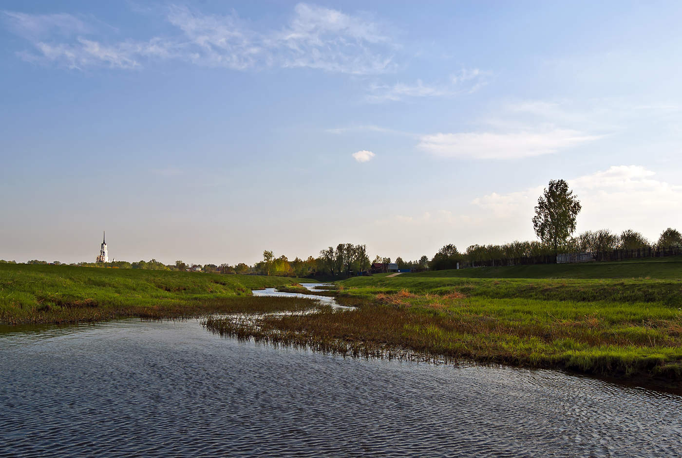 Издалека долго