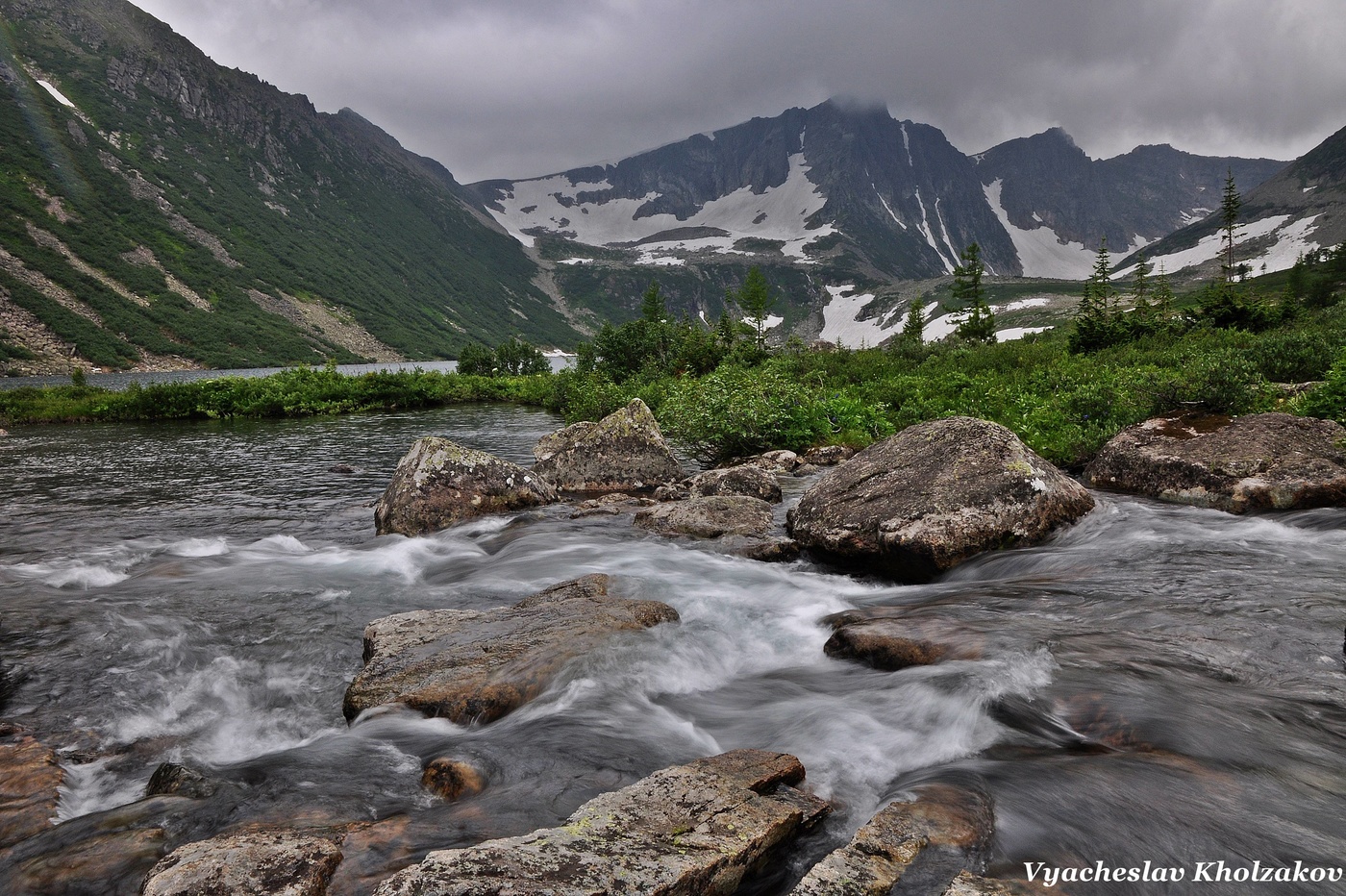 Горный ручей в Кузнецком Алатау