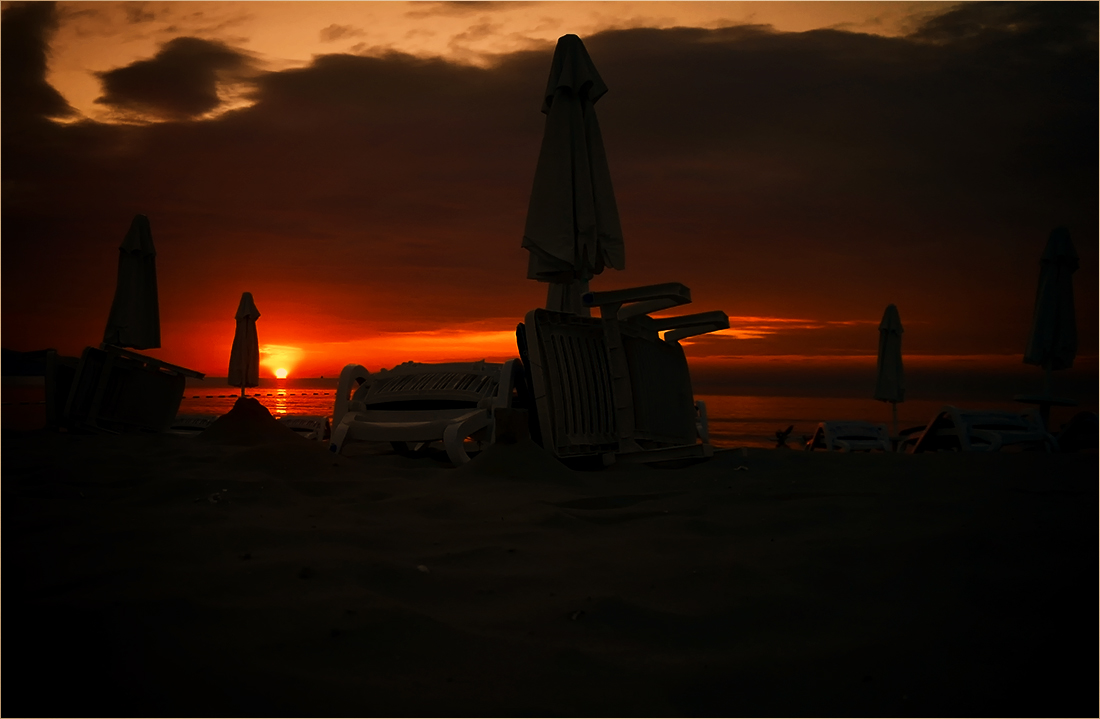 Начало дня... И ночь почти исчезла...