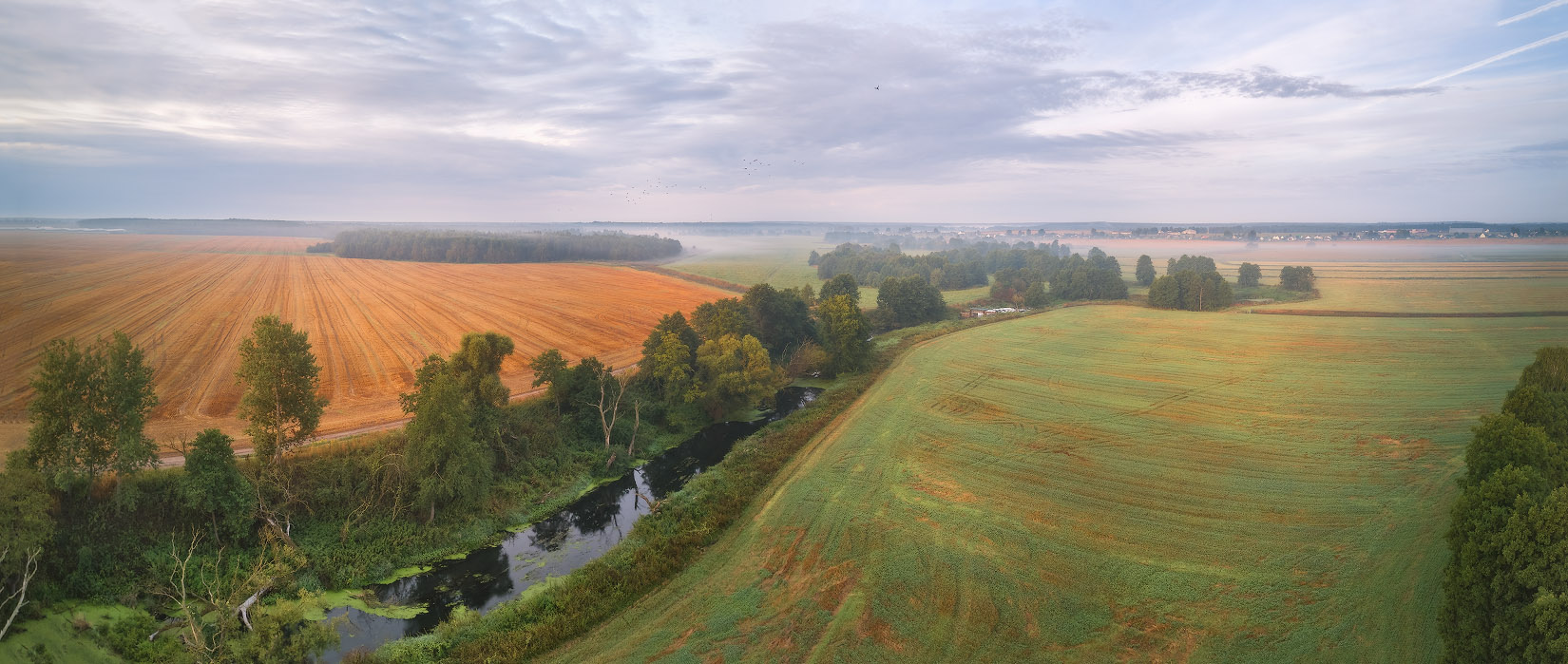 Приближалась осень