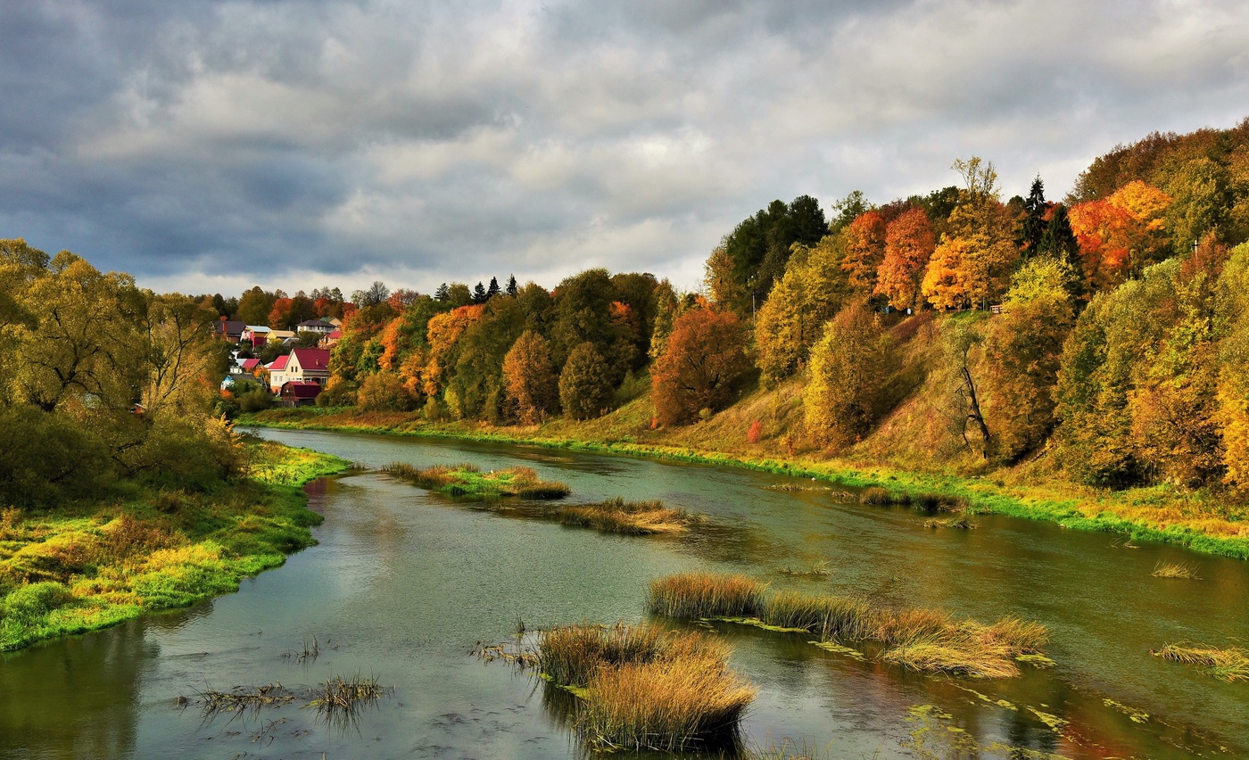 "Сегодня осень в дверь мне позвонила..."