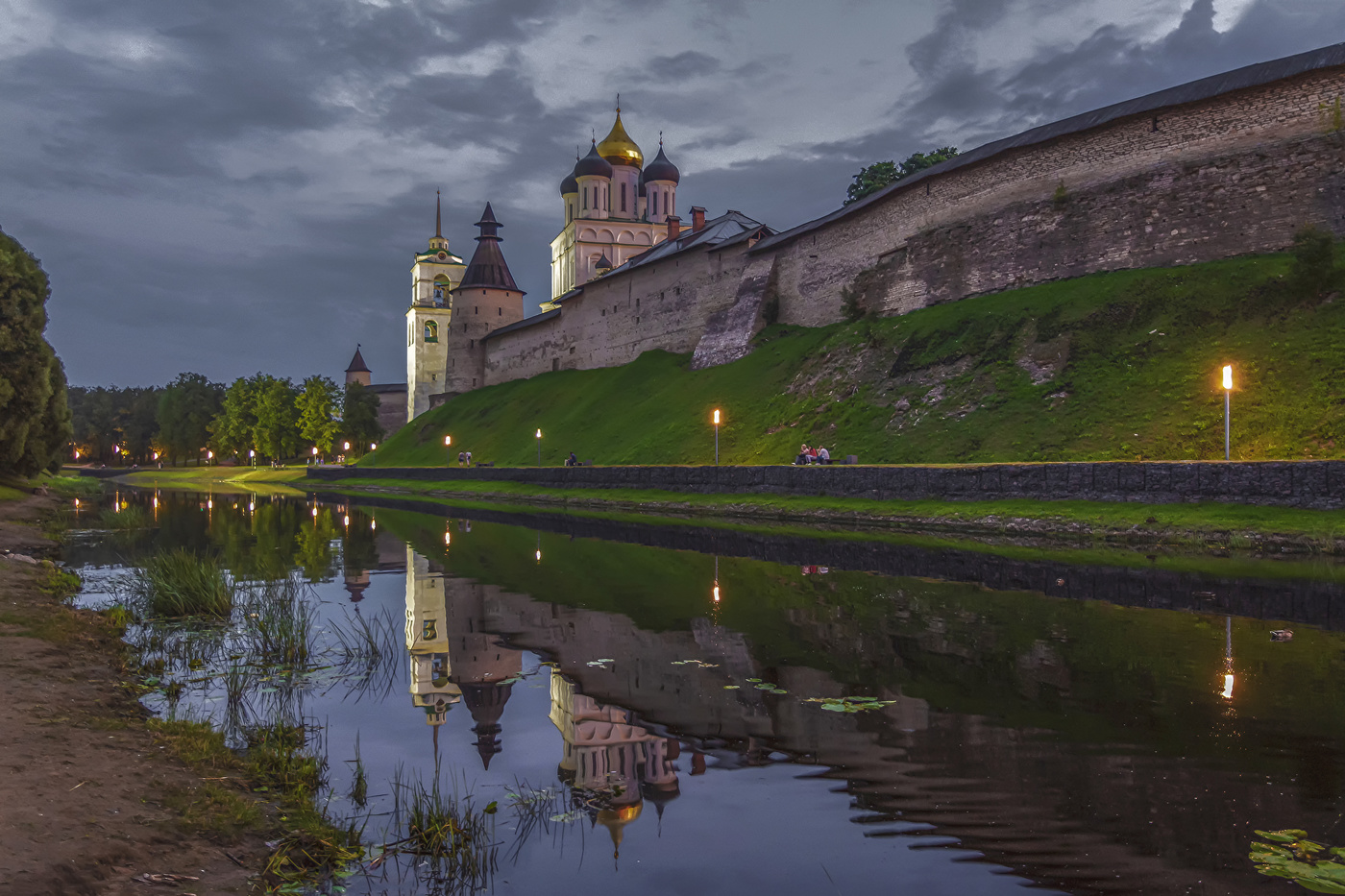 Псковские зарисовки (вечерние прогулки)