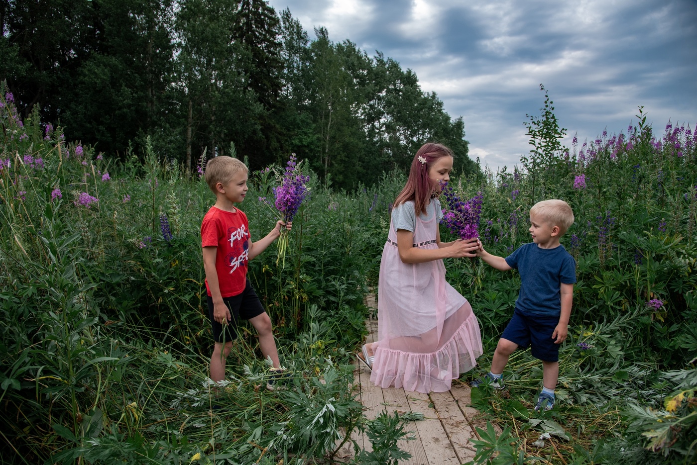 Ангелина с братиками