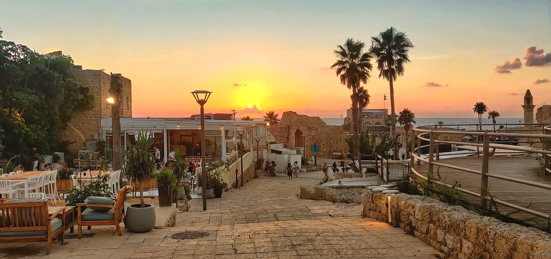 Розовый вечер