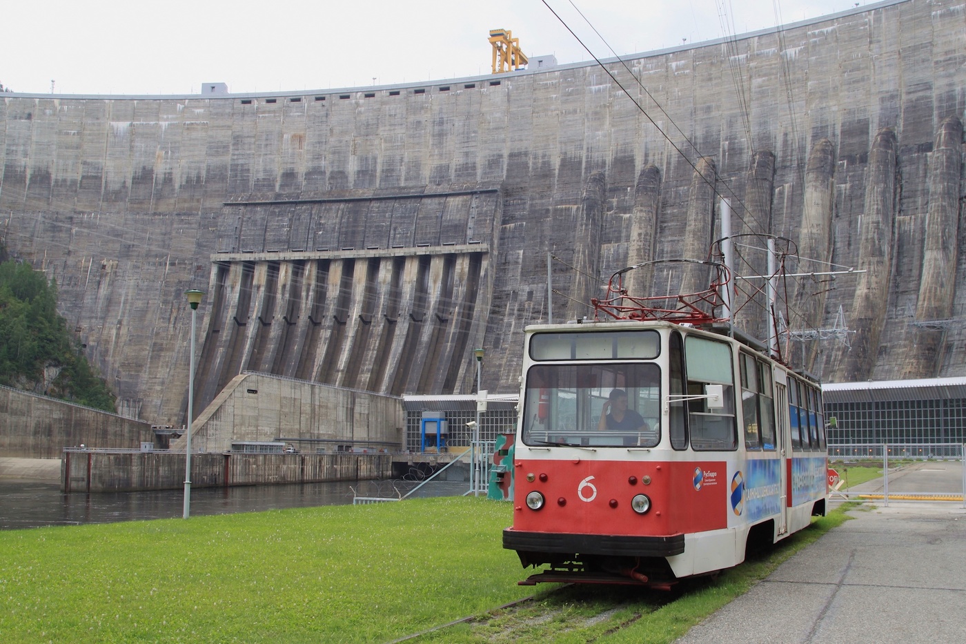Конечная станция - Саяно-Шушенская ГЭС