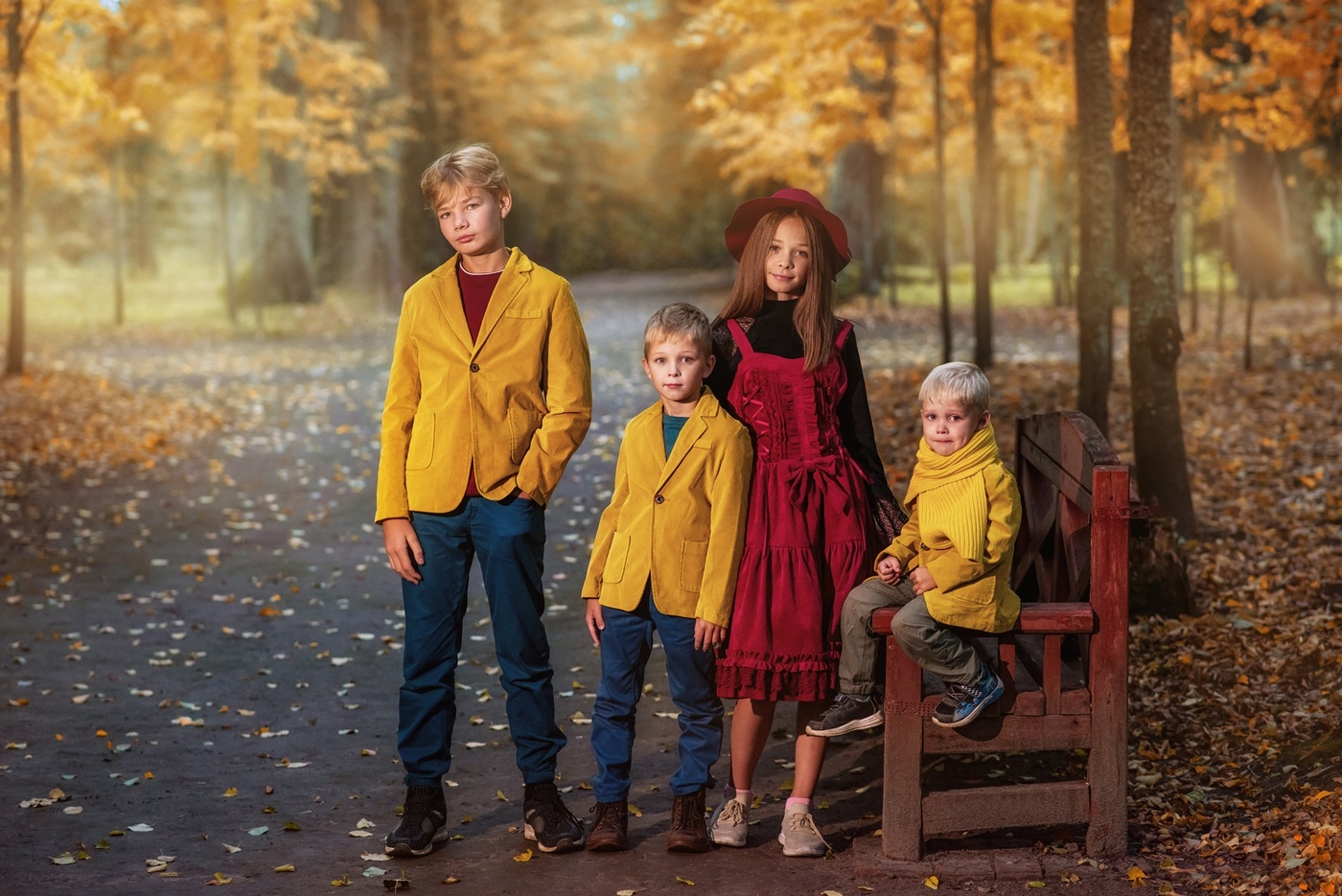 Ангелина с братьями