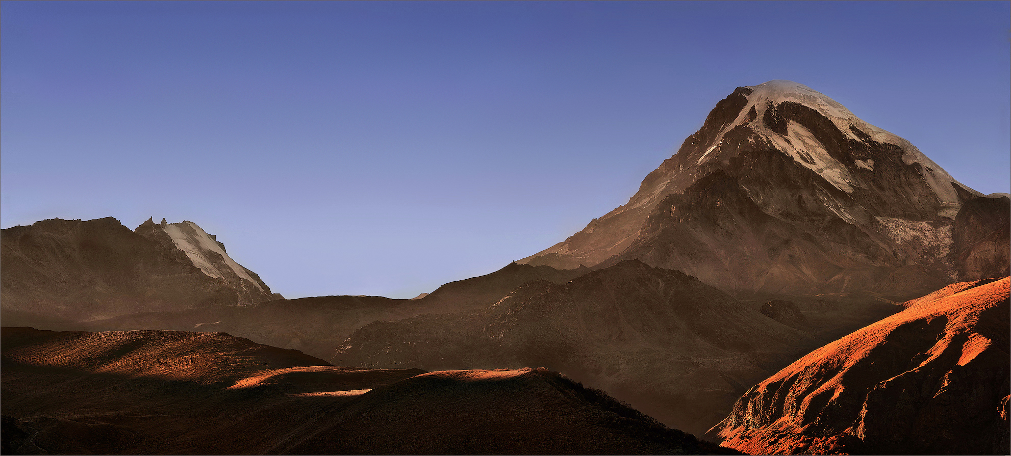 Казбек двуглавый.