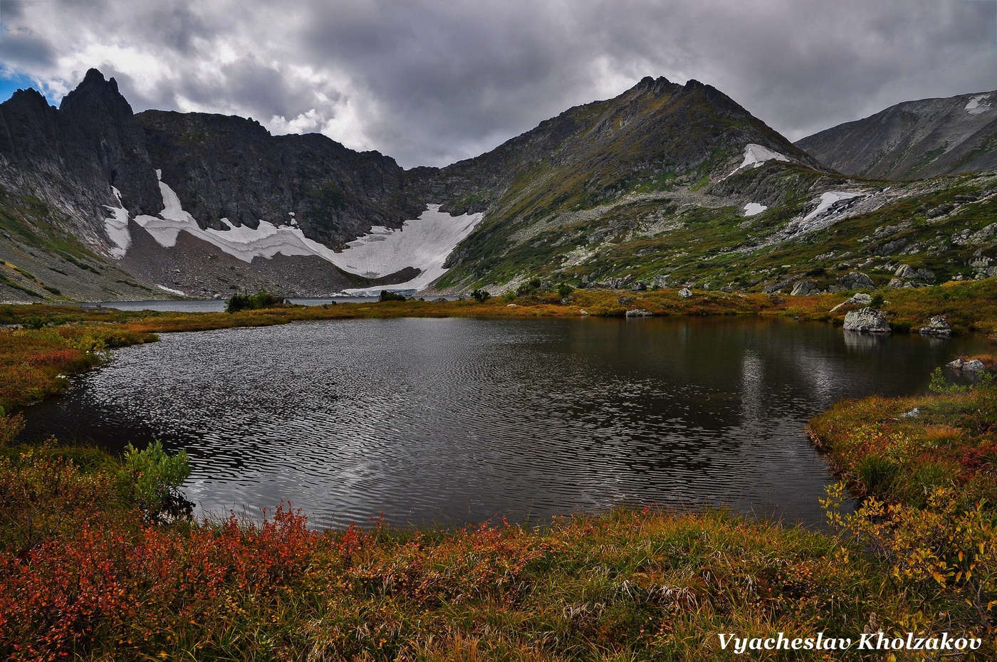 Озеро в горах Кузнецкого Алатау