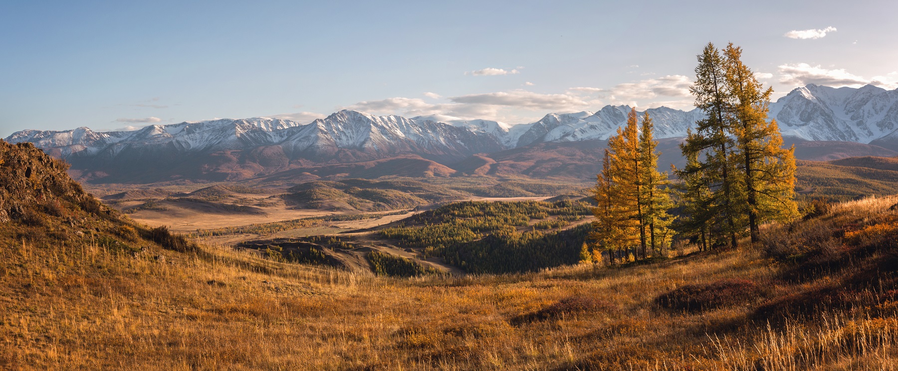 Вечер в горах Алтая