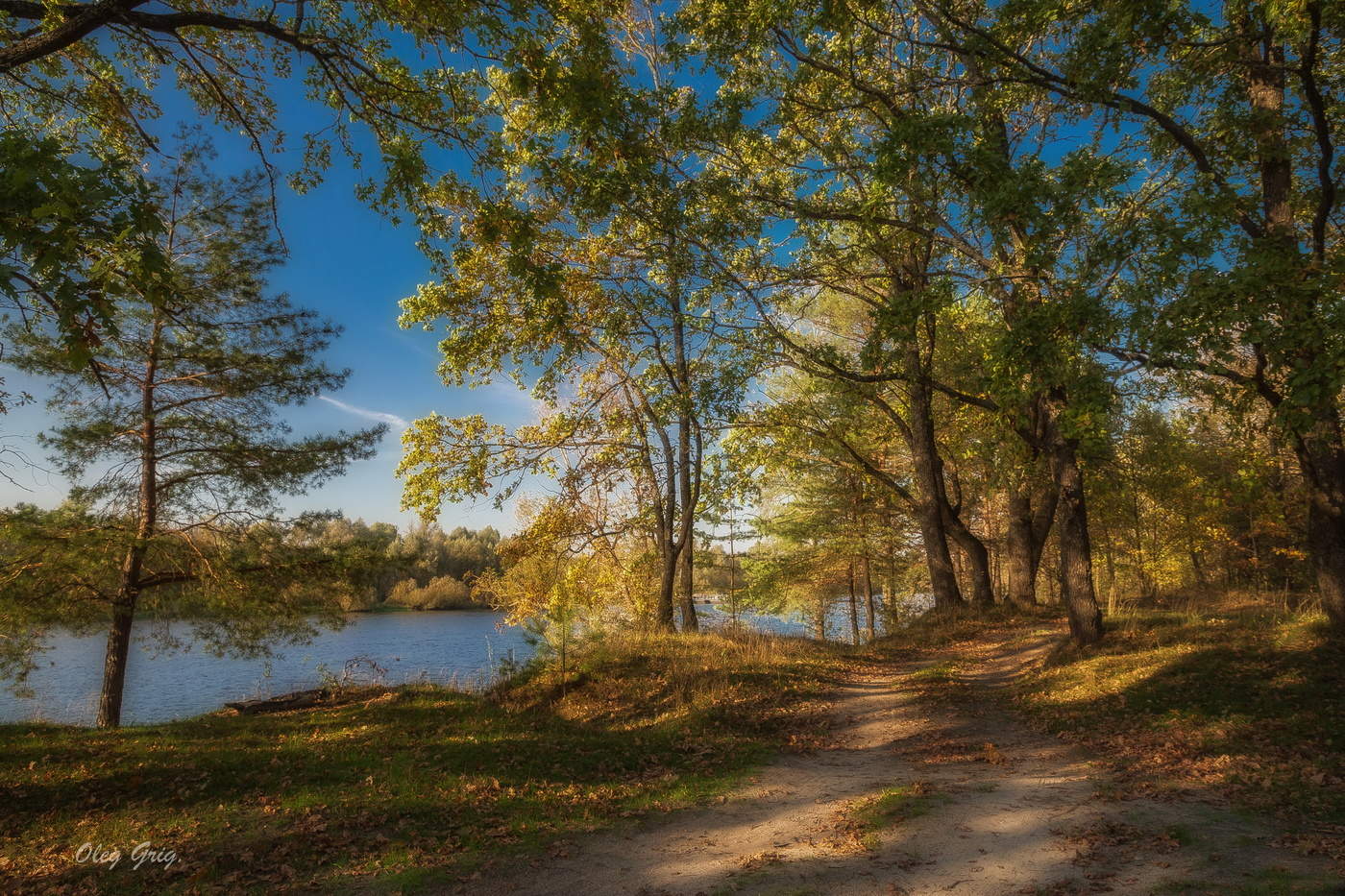 Вечер у реки.